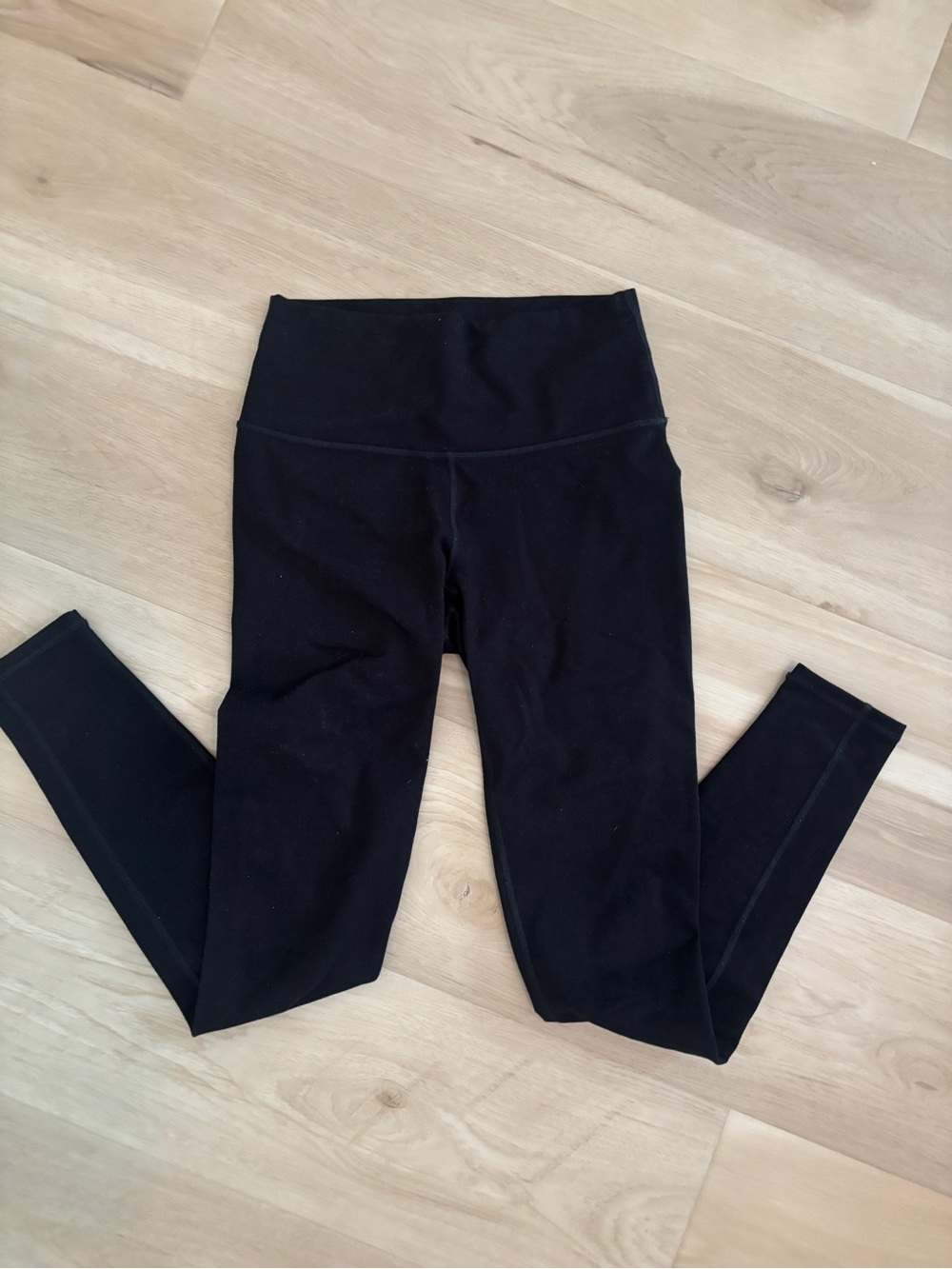 Black womans High-Waist Leggings